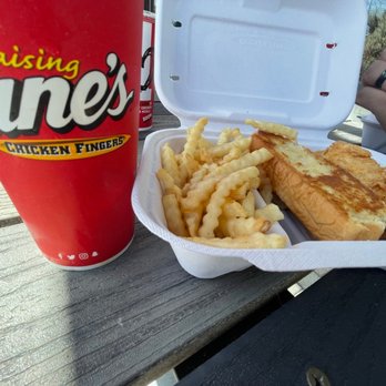 Raising Cane's Chicken Fingers - Fast Food Near Me - Towson, Maryland