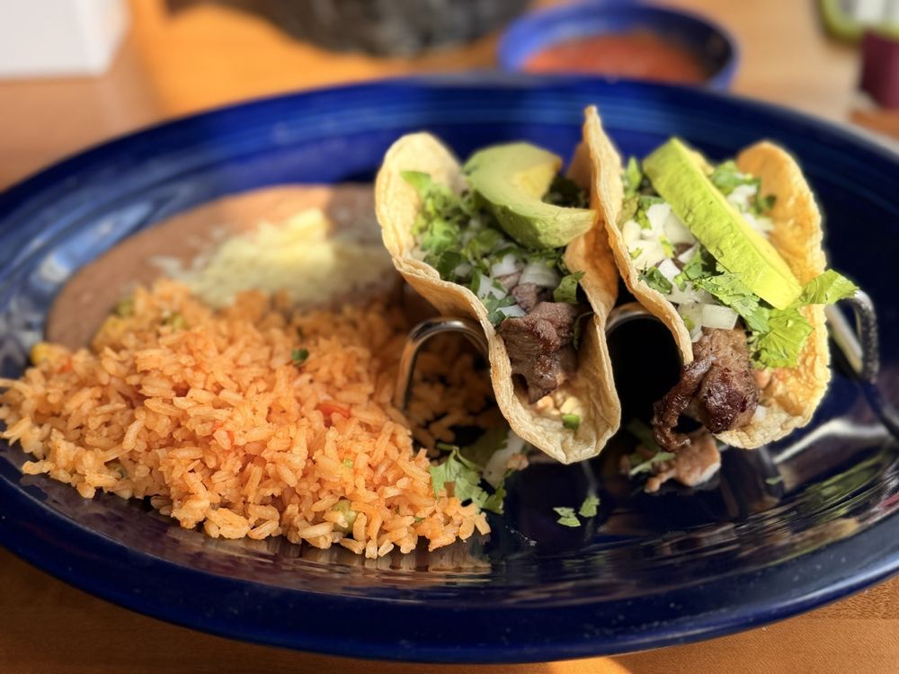 El Castillo Mexican Logo