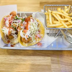 Mariscos El Guero Baja Style Ceviche Bar - Shrimp Tacos