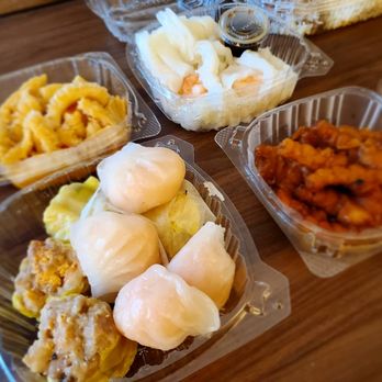 Homestyle Dim Sum - Beef Stomach (honeycomb tripe), Shrimp Rice Roll (like look fun), Chicken Feet, Shrimp Dumpling (hargow/hagao), Shrimp & Pork Shui Mai - Dim Sum Near Me - Seattle, Washington Homestyle Dim Sum - Beef Stomach (honeycomb tripe), Shrimp Rice Roll (like look fun), Chicken Feet, Shrimp Dumpling (hargow/hagao), Shrimp & Pork Shui Mai - Dim Sum Near Me - Seattle, Washington