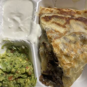 Robles Taqueria - Quesadilla with a lot of gauc - Mexican Near Me - Clovis, California Robles Taqueria - Quesadilla with a lot of gauc - Mexican Near Me - Clovis, California