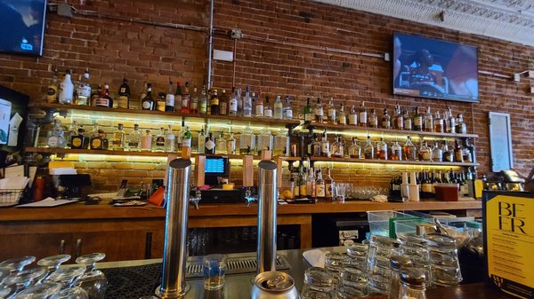 Odyssey Gastropub by null