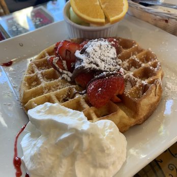 Cafe Laurent - Waffle- pretty basic - French Near Me - Mar Vista, California