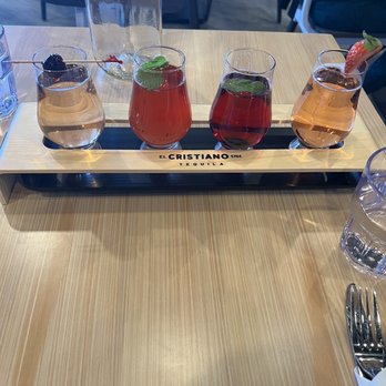 Makers & Finders - Mimosa Flight: Lavender, Pear, Hibiscus, & Watermelon - Breakfast & Brunch Near Me - Henderson, Nevada Makers & Finders - Mimosa Flight: Lavender, Pear, Hibiscus, & Watermelon - Breakfast & Brunch Near Me - Henderson, Nevada