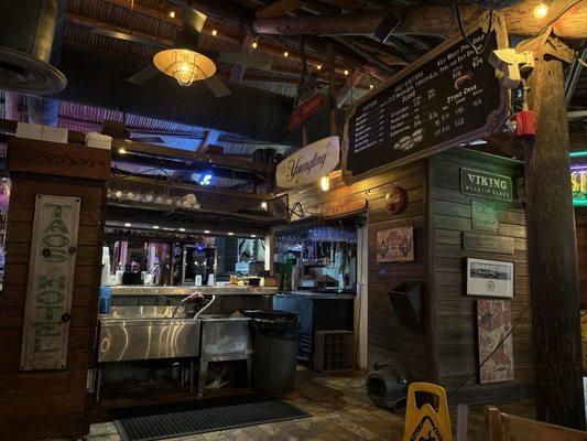 The Island Fish Co. Restaurant & Tiki Bar by null