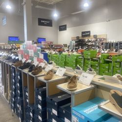 DSW Designer Shoe Warehouse