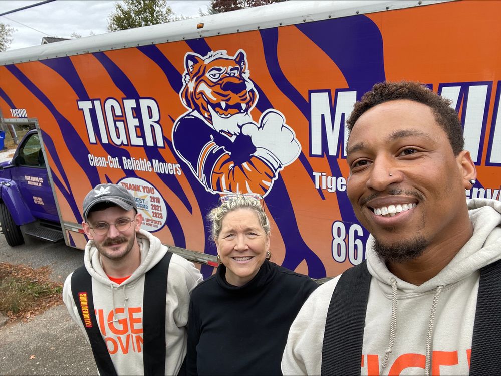 TIGER MOVING LLC