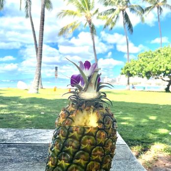 Barefoot Beach Cafe - Pineapple smoothie with a view! - Breakfast & Brunch Near Me - Honolulu, Hawaii