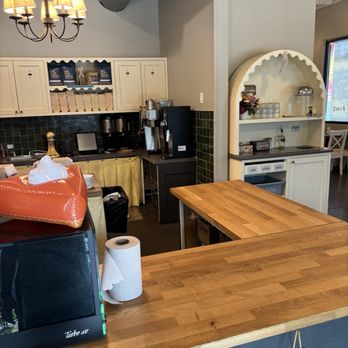 Emporium Pies - Desserts Near Me - Fort Worth, Texas