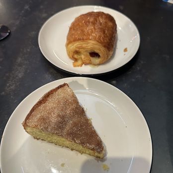 Time Market - Olive oil cake and Gruyère and ham croissant - Pizza Near Me - Tucson, Arizona