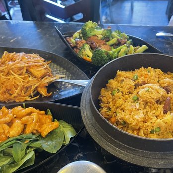 Pineapple Village - Family platter size - Asian Fusion Near Me - Gilroy, California Pineapple Village - Family platter size - Asian Fusion Near Me - Gilroy, California
