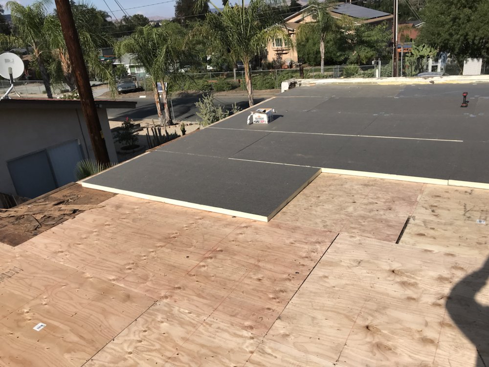 Slide of E & E Roofing