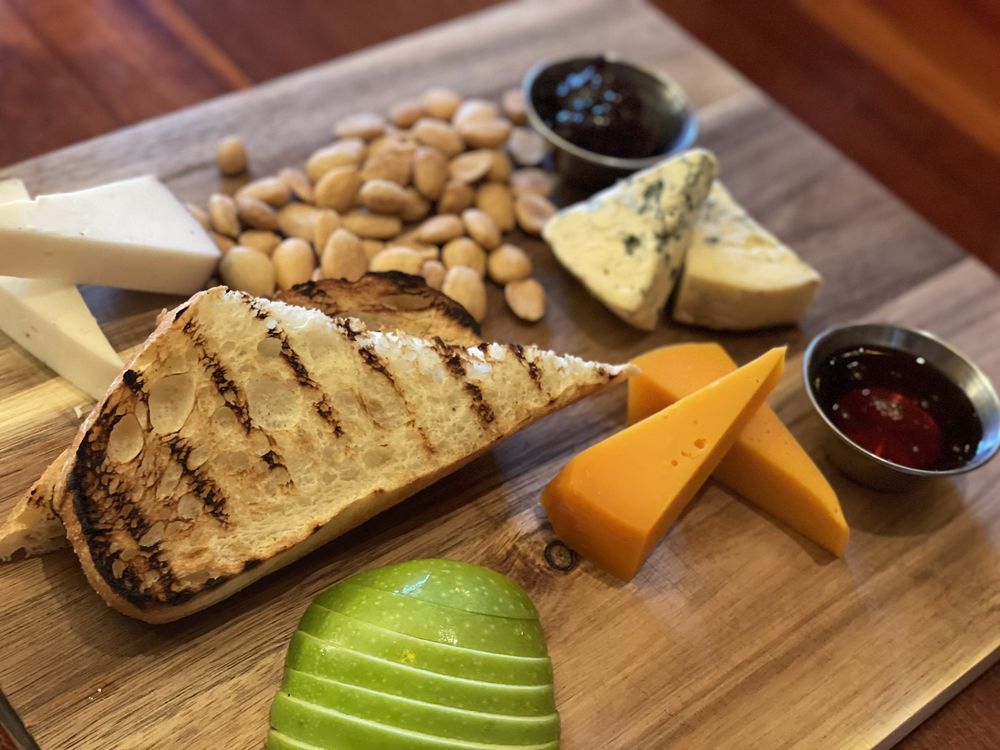 Hudson's Bar And Grill