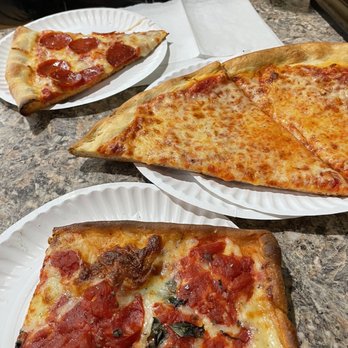 Naples Pizza - Heaven - Pizza Near Me - Toms River, New Jersey