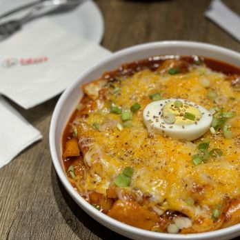 bb.q Chicken 132nd Center Omaha - Ddeok-Bokki - Korean Near Me - Omaha, Nebraska