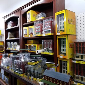 Mr Muffin's Trains - The Shop - houses for your set ups - Toy Stores Near Me - Atlanta, Indiana