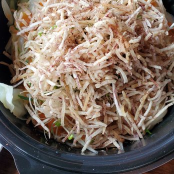 Fooki - Spicy wonton was very flavorful (if your not into spicy food I wouldn't recommend it) - Bubble Tea Near Me - Aiea, Hawaii Fooki - Spicy wonton was very flavorful (if your not into spicy food I wouldn't recommend it) - Bubble Tea Near Me - Aiea, Hawaii