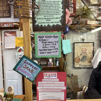 Beech Spring Gift Shop - Gift Shops Near Me - Sperryville, Virginia