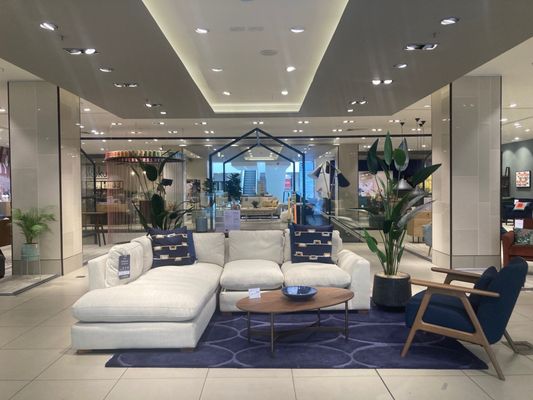 John Lewis & Partners by null