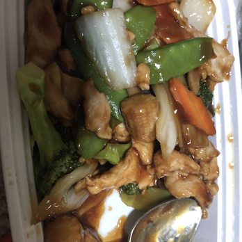 China Bistro - Chicken with Mixed Vegetables - Chinese Near Me - New Albany, Indiana