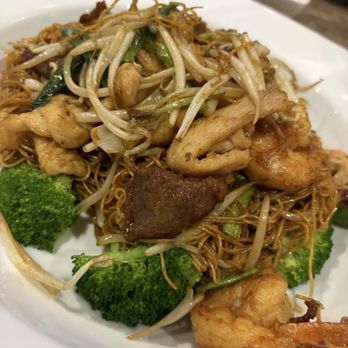 Windsor Asian Bistro - Amazing noodles - Chinese Near Me - Windsor, Connecticut