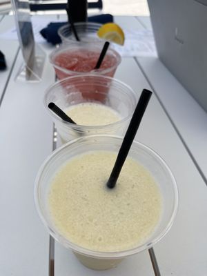 Wahoo Beach Bar & Grill by null