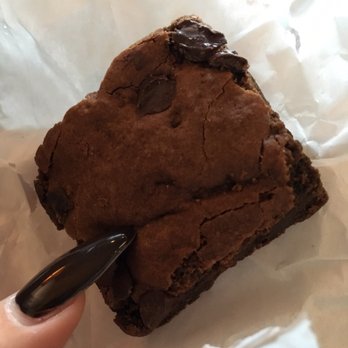 Dimo's Pizza - Vegan brownie - Beer, Wine & Spirits Near Me - Chicago, Illinois Dimo's Pizza - Vegan brownie - Beer, Wine & Spirits Near Me - Chicago, Illinois