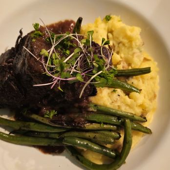 Indigo Coastal Shanty - Braised short rib - New American Near Me - Brunswick, Georgia Indigo Coastal Shanty - Braised short rib - New American Near Me - Brunswick, Georgia