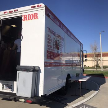 Tacos El Superior - Setting up - Food Trucks Near Me - Palmdale, California Tacos El Superior - Setting up - Food Trucks Near Me - Palmdale, California
