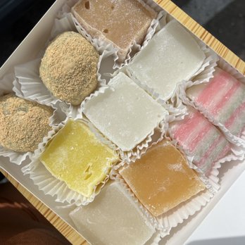 Hogetsu Bakery - peanut butter mochi milky mochi kinako mochi with whole adzuki beans lemon mochi orange mochi - Bakeries Near Me - Chula Vista, California Hogetsu Bakery - peanut butter mochi milky mochi kinako mochi with whole adzuki beans lemon mochi orange mochi - Bakeries Near Me - Chula Vista, California