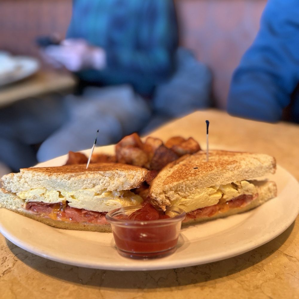 The Cheesecake Factory - Brunch Sandwich - Desserts Near Me - Fairfax, Virginia The Cheesecake Factory - Brunch Sandwich - Desserts Near Me - Fairfax, Virginia