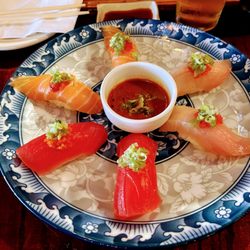 Ari Sushi - Sushi Bomb!