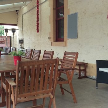 Royal Hotel - Outdoor Seating - Hotels Near Me - Balaklava, SA