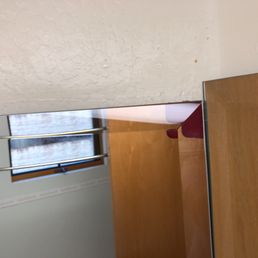 Roadrunner Glass DID NOT MEASURE CORRECTLY! 5 things that I ordered, only ONE thing was correct. I do not recommend this company.