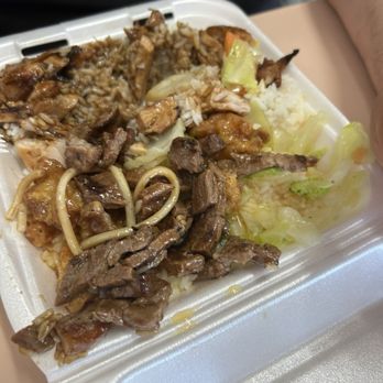 Kento's Mandarin BBQ - Chinese Near Me - Bakersfield, California Kento's Mandarin BBQ - Chinese Near Me - Bakersfield, California