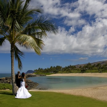 Ko Olina Weddings - This wedding photo says it all - Wedding Planning Near Me - Kapolei, Hawaii Ko Olina Weddings - This wedding photo says it all - Wedding Planning Near Me - Kapolei, Hawaii
