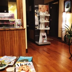 Spa Chi - Haphazard shot of the waiting room. Bliss in pixel form.