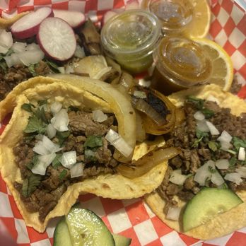 Tacos Guadalajara 831 - Food Trucks Near Me - Salinas, California Tacos Guadalajara 831 - Food Trucks Near Me - Salinas, California