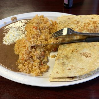 La Guerrense - Quesadilla - Mexican Near Me - DeFuniak Springs, Florida La Guerrense - Quesadilla - Mexican Near Me - DeFuniak Springs, Florida