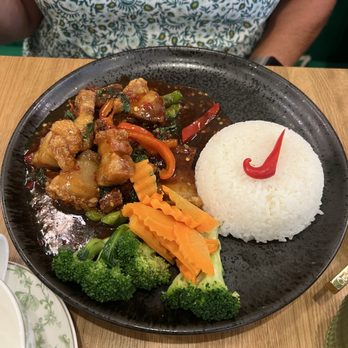 Dok Khao Thai Eatery - Crispy pork belly basil Thai - Thai Near Me - Chevy Chase, Maryland