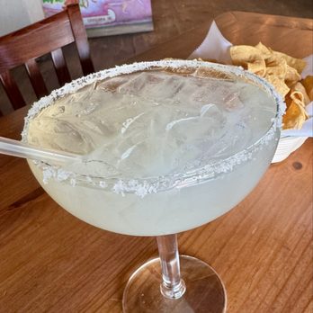 Border Cafe - Margarita grande - Mexican Near Me - Burlington, Massachusetts