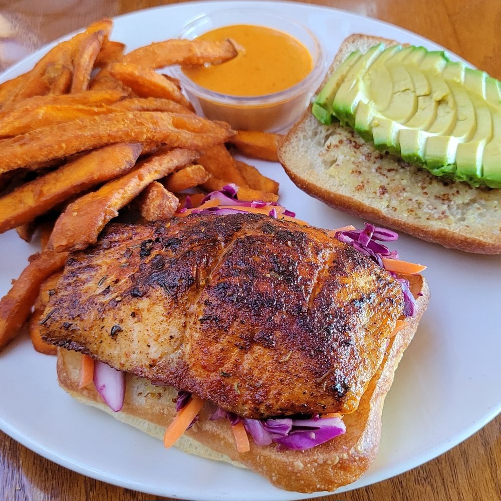 Ray's Café - Blackened Salmon Sandwich, $22 - 4.5 Stars - Seafood Near Me - Seattle, Washington Ray's Café - Blackened Salmon Sandwich, $22 - 4.5 Stars - Seafood Near Me - Seattle, Washington