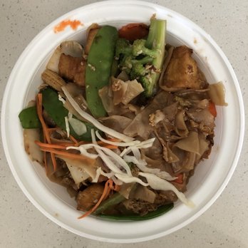 Sa La Thai - 462. Pad Se Ew  w/ vegetables and tofu - Thai Near Me - Lancaster, Pennsylvania