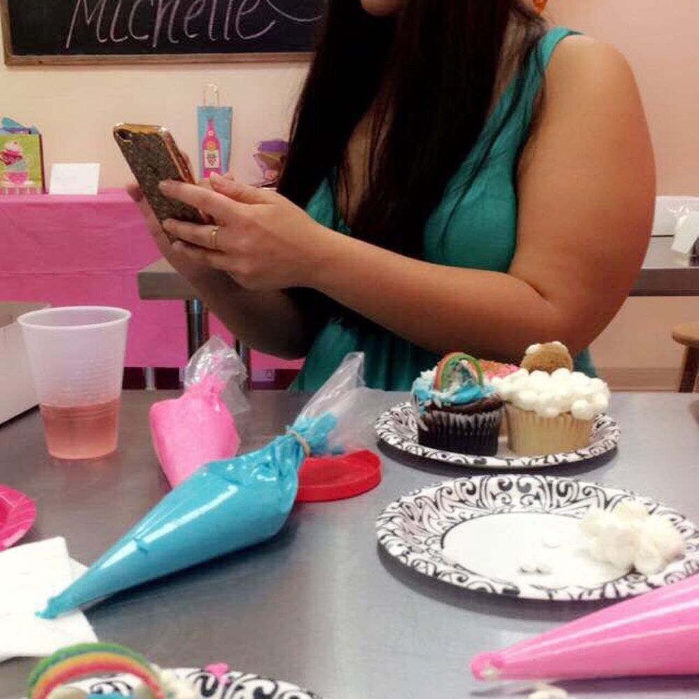 Cupcake decorating party Cupcake decorating party