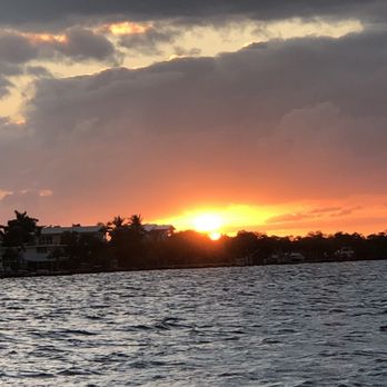 Sunshine Watersports - Boating Near Me - Key Largo, Florida Sunshine Watersports - Boating Near Me - Key Largo, Florida