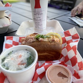 Jolene's - Ewa Beach - Buttah Lobster roll combo - Burgers Near Me - Ewa Beach, Hawaii Jolene's - Ewa Beach - Buttah Lobster roll combo - Burgers Near Me - Ewa Beach, Hawaii