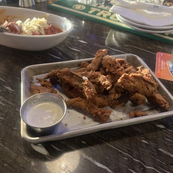 Elliot's Wood Fired Kitchen & Tap - Fried shiitake mushrooms. - Pizza Near Me - Pataskala, Ohio