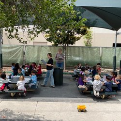 Rancho Viejo School - Outdoor lunchtime!