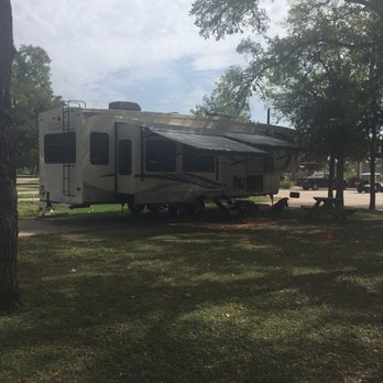 Oak Forest RV Resort - Roberts Resorts - RV Parks Near Me - Austin, Texas Oak Forest RV Resort - Roberts Resorts - RV Parks Near Me - Austin, Texas