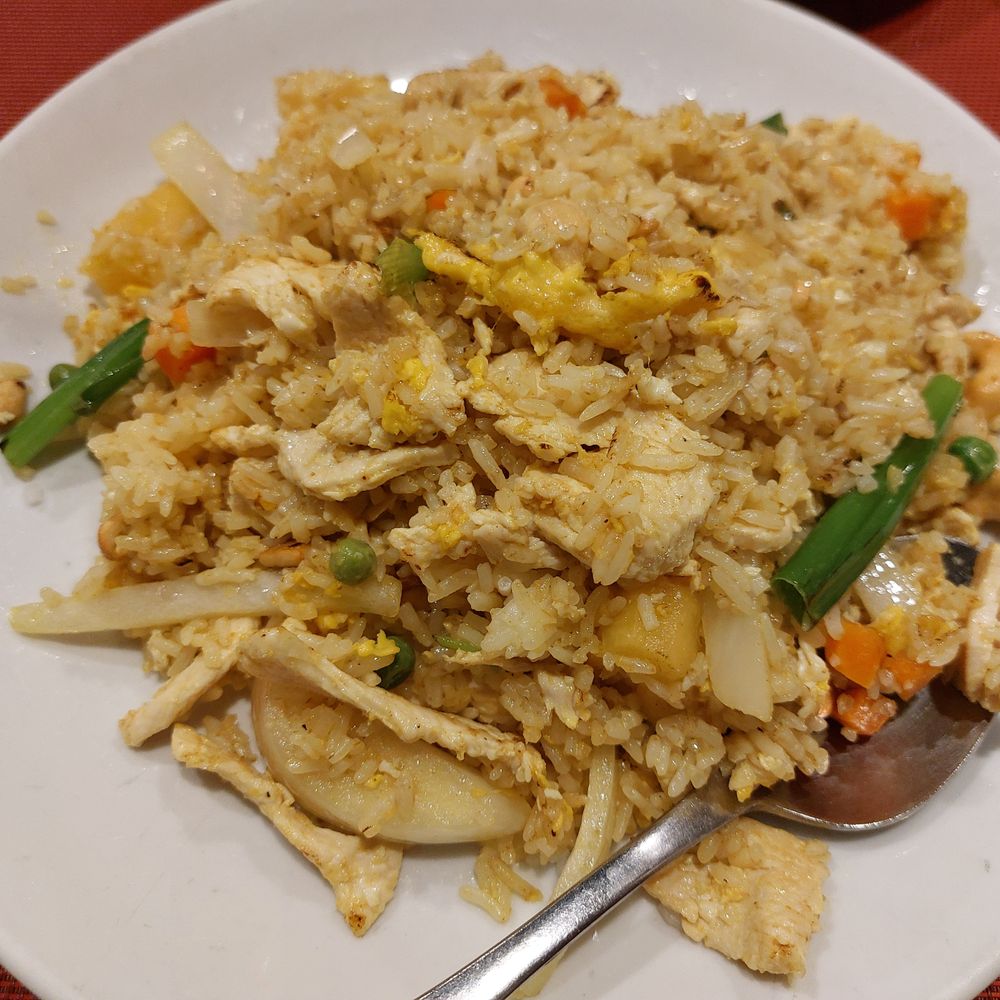 Eagle Thai Cuisine - Pineapple Fried Rice with Chicken - Thai Near Me - Cliffside Park, New Jersey Eagle Thai Cuisine - Pineapple Fried Rice with Chicken - Thai Near Me - Cliffside Park, New Jersey